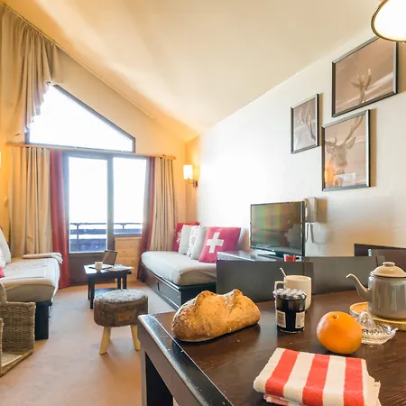 Pierre & Saskia Falaise Apartment