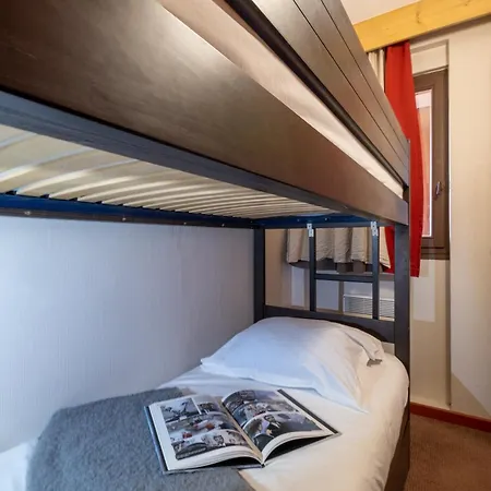 Apartment Pierre & Saskia Falaise *
